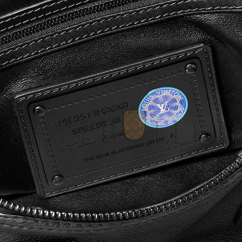LOUIS VUITTON SPEEDY P9 BANDOULIÈRE 30 M13904 (32*22.5*18cm) LOUIS VUITTON SPEEDY P9 BANDOULIÈRE 30 M13904 (32*22.5*18cm)